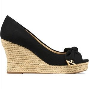 Black Wedge espadrille